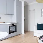 Cozy Flat, Batignolles Apartament